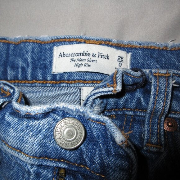 Abercrombie & Fitch Pants - Abercrombie High Rise Mom Jean Shorts